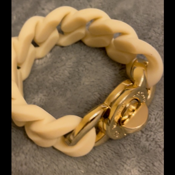 Marc Jacobs Katie Silicone Chain Bracelet - Picture 9 of 11